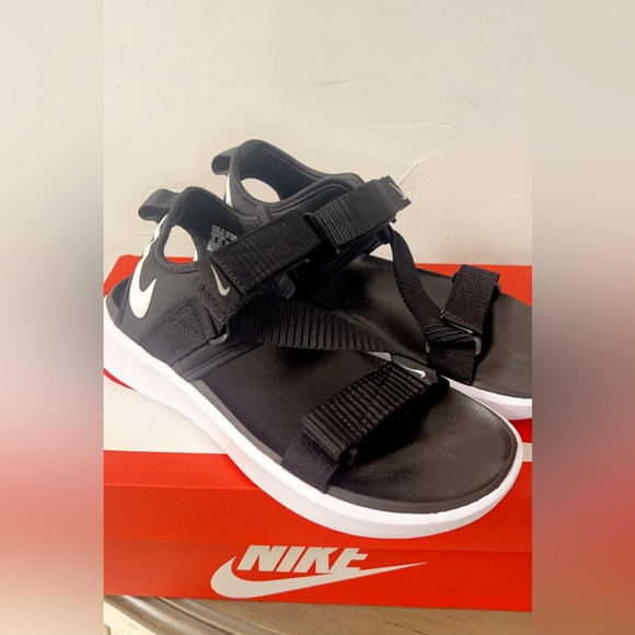 Nike Vista Sandals - Picture 2 of 7